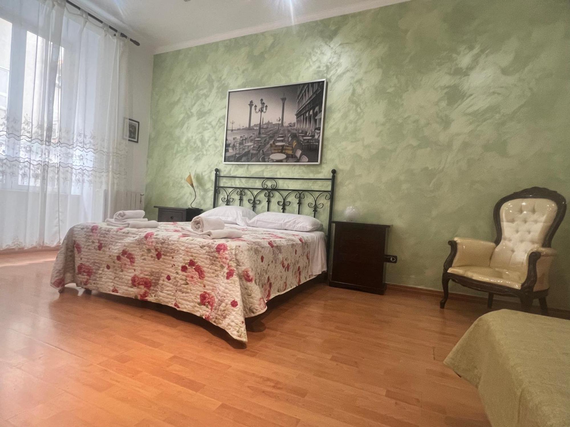 Casa Grande * Naples
